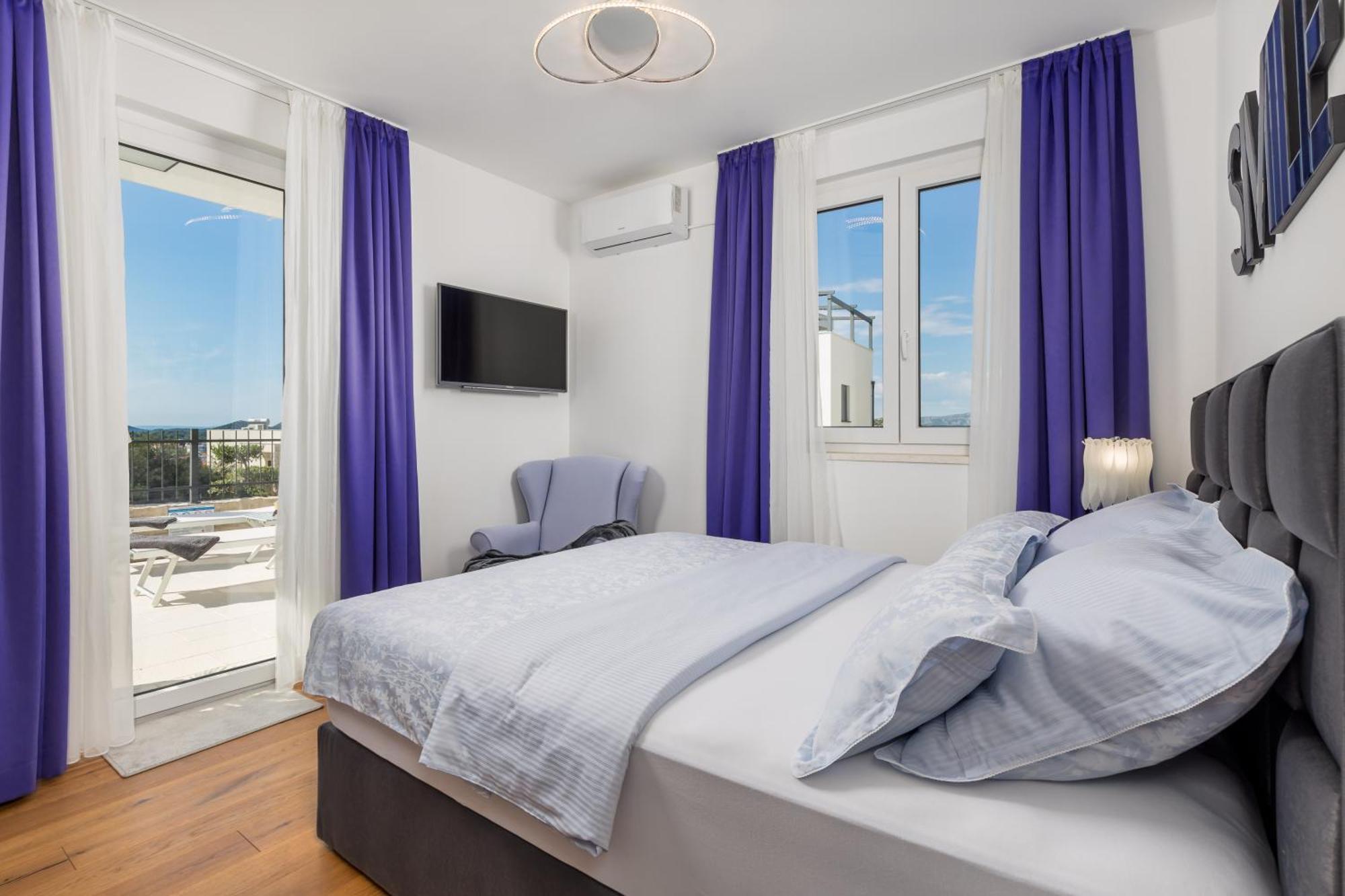 Luxury Apartment Hyperion With Private Pool And Garden Murter Exterior photo